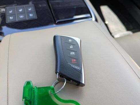 Used 2023 Lexus LS 500 w/ Interior Upgrade Package image 29