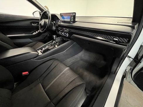 Used 2024 Honda Accord Sport image 10