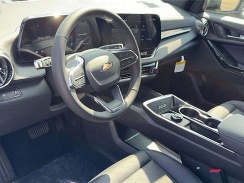 New 2026 Chevrolet Equinox LT w/ Convenience Package II image 9