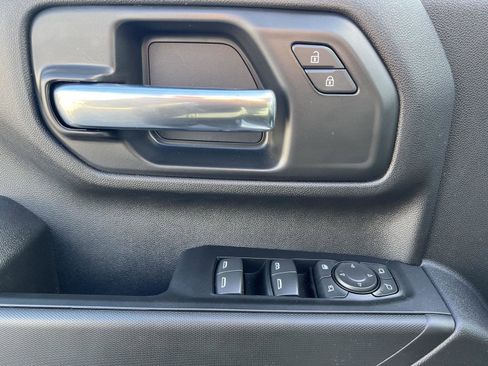 New 2025 GMC Sierra 2500 Pro w/ Convenience Package image 16