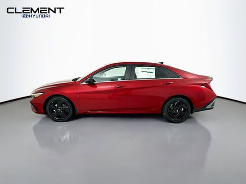 New 2026 Hyundai Elantra SEL Sport Premium FWD image 4