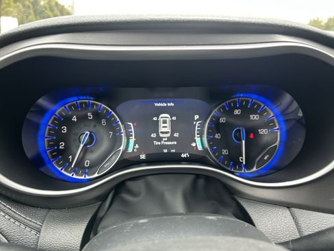 New 2026 Chrysler Pacifica Select image 21