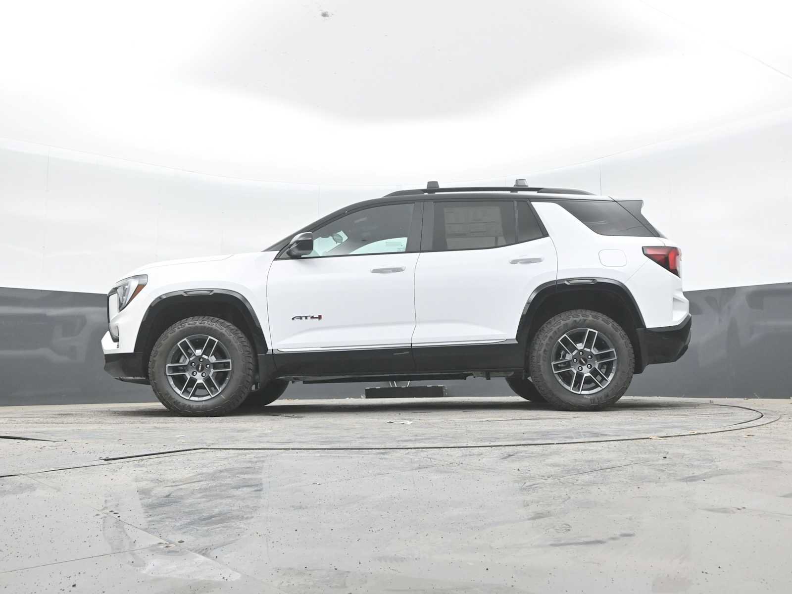 New 2027 GMC Terrain AT4 w/ LPO, Hit The Road Package AWD/4WD image 40