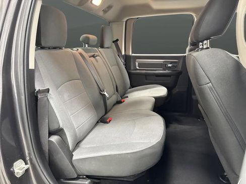 Used 2023 RAM 1500 Classic SLT image 27