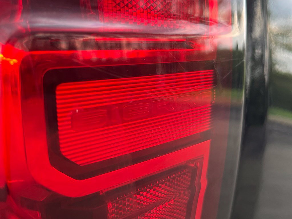 Used 2019 GMC Sierra 1500 AT4 w/ AT4 Premium Package AWD/4WD image 12
