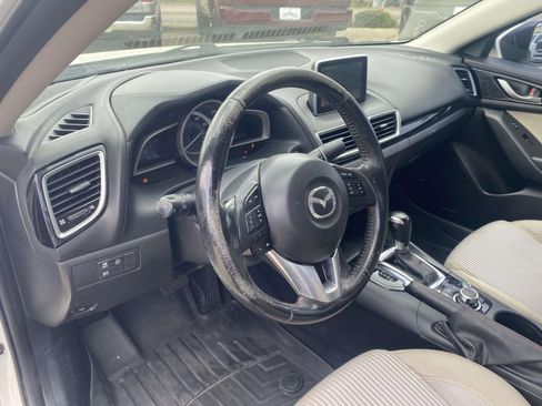 Used 2015 MAZDA MAZDA3 i Touring FWD image 22