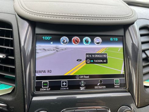 Used 2018 Chevrolet Impala Premier FWD image 17