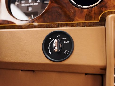 Used 1990 Rolls-Royce Silver Spur II image 81