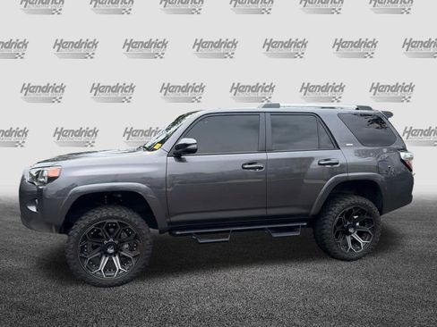 Used 2023 Toyota 4Runner SR5 Premium w/ Moonroof Package AWD/4WD image 11