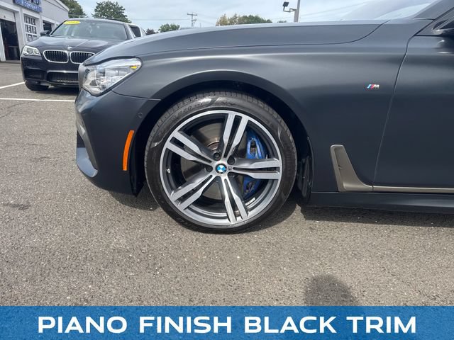 Used 2018 BMW M760i xDrive AWD/4WD image 28