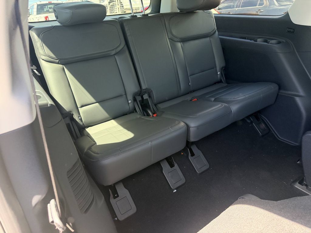 New 2026 Ford Expedition Max Active AWD/4WD image 12