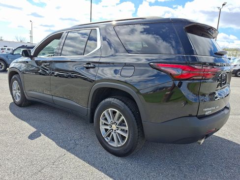 Used 2022 Chevrolet Traverse LT AWD/4WD image 4