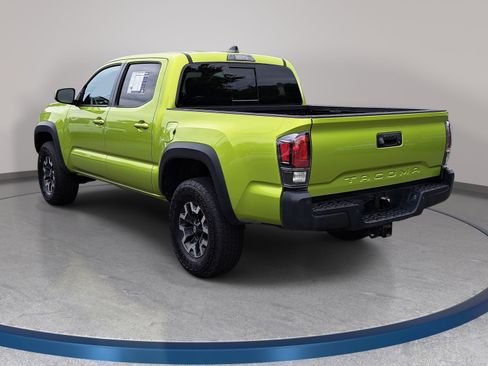 Used 2023 Toyota Tacoma TRD Off-Road w/ Technology Package AWD/4WD image 7