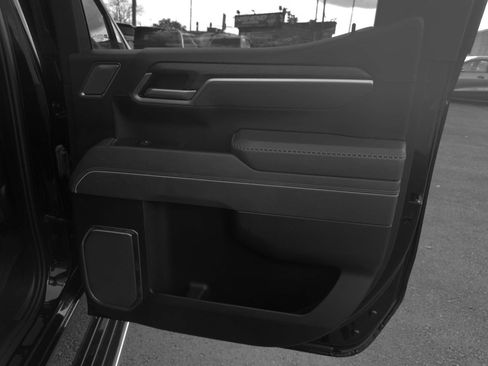 Used 2022 GMC Sierra 1500 Denali Ultimate image 32