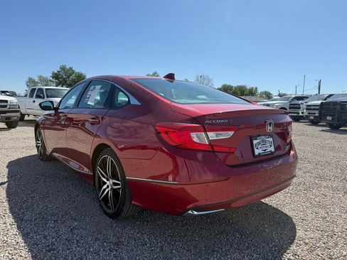 Used 2021 Honda Accord Touring image 7