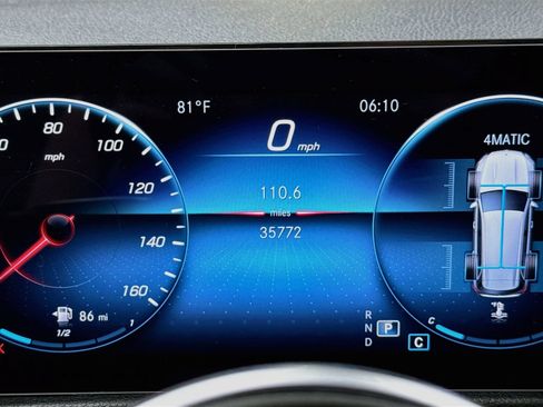 Used 2022 Mercedes-Benz GLB 250 4MATIC image 13