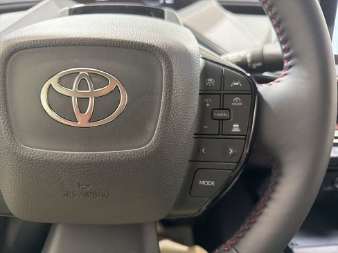 Used 2026 Toyota Prius Plug-In Hybrid image 27