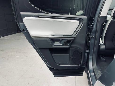 Used 2022 Rivian R1T Adventure AWD/4WD image 26