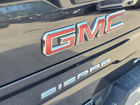 Used 2023 GMC Sierra 1500 SLE RWD image 6