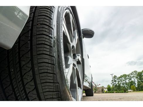 Used 2025 Honda Civic Sport Touring image 9
