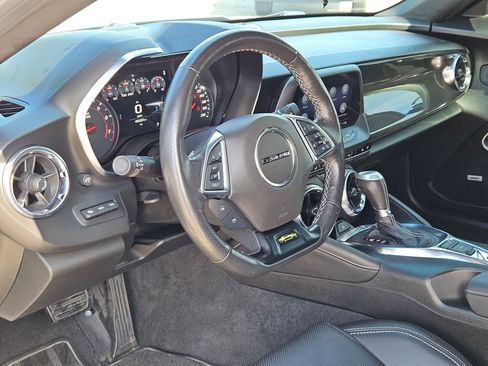 Used 2021 Chevrolet Camaro SS image 10
