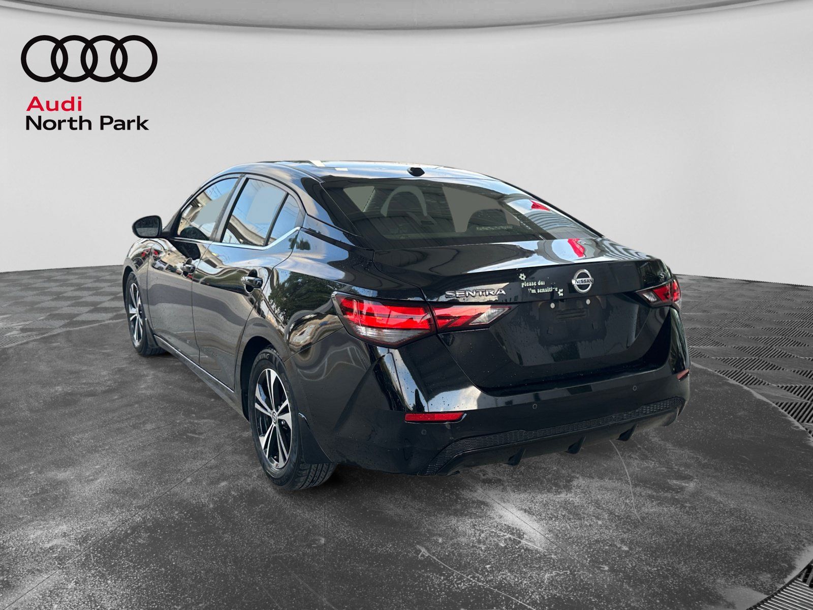 Used 2020 Nissan Sentra SV w/ Lighting Package FWD image 3