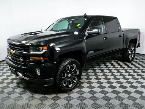 Used 2018 Chevrolet Silverado 1500 LT w/ Texas Edition AWD/4WD image 24