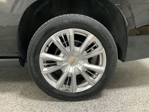 Used 2022 Chevrolet Suburban High Country w/ Max Trailering Package image 11