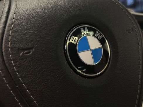 Used 2018 BMW 540i xDrive image 18