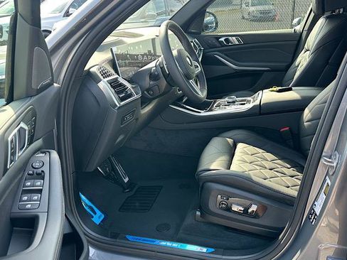 New 2026 BMW X5 M60i image 4