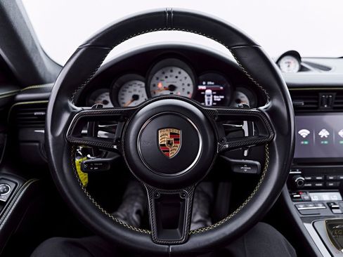 Used 2019 Porsche 911 GT3 RS RWD image 64