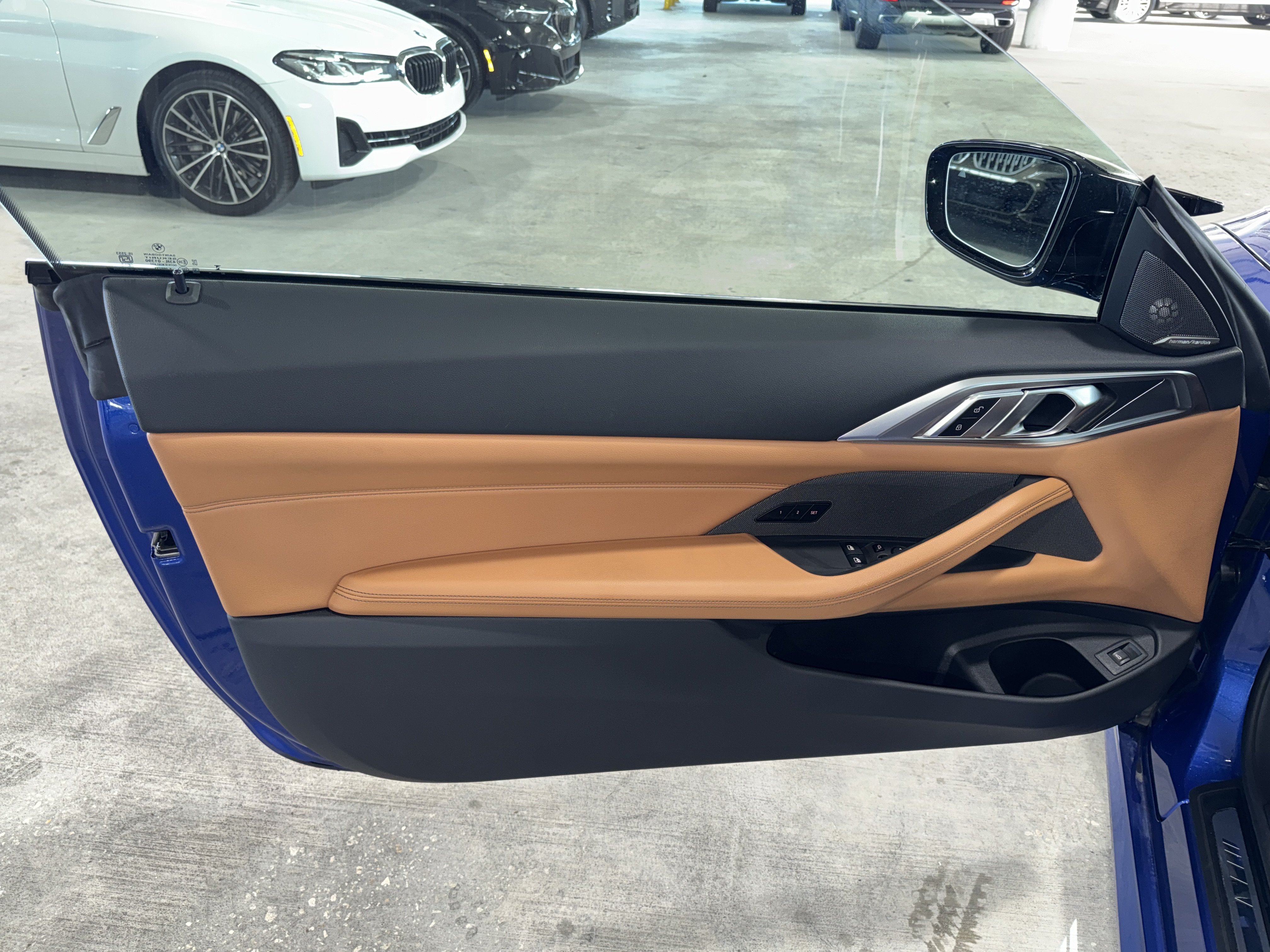 Used 2025 BMW M440i Coupe RWD image 16