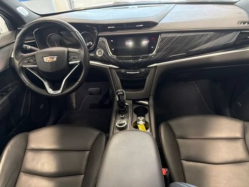 Used 2024 Cadillac XT6 Premium Luxury w/ LPO, Floor Liner Package AWD/4WD image 20