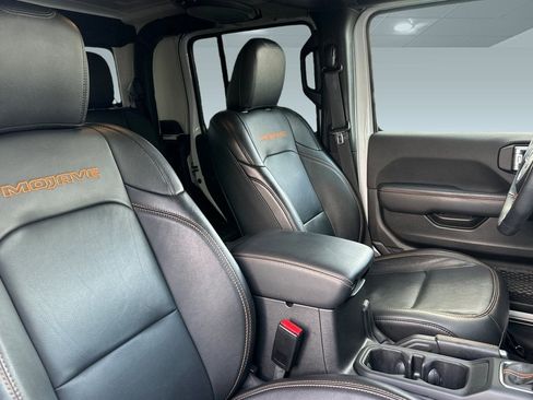 Used 2023 Jeep Gladiator Mojave w/ LED Lighting Group image 31