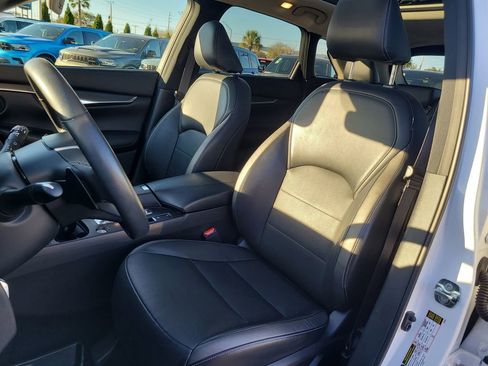 Used 2023 INFINITI QX50 Luxe image 16