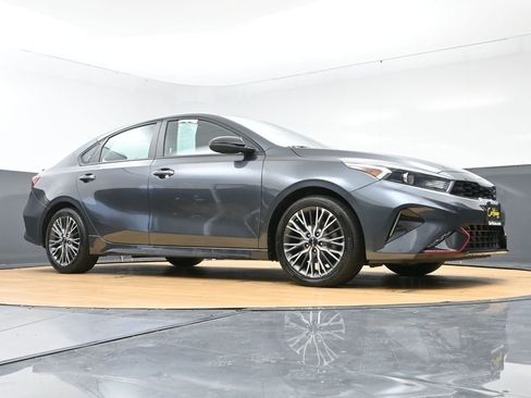 Used 2023 Kia Forte GT-Line image 11