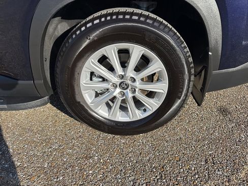 Used 2025 Toyota Grand Highlander AWD image 9