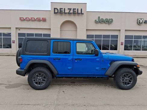 New 2026 Jeep Wrangler Unlimited Sport w/ Convenience Group image 1
