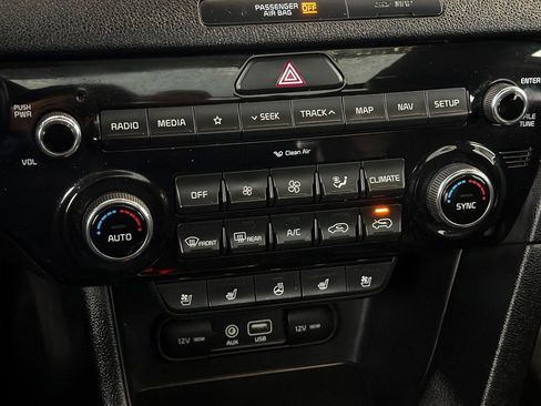 Used 2018 Kia Sportage SX image 19