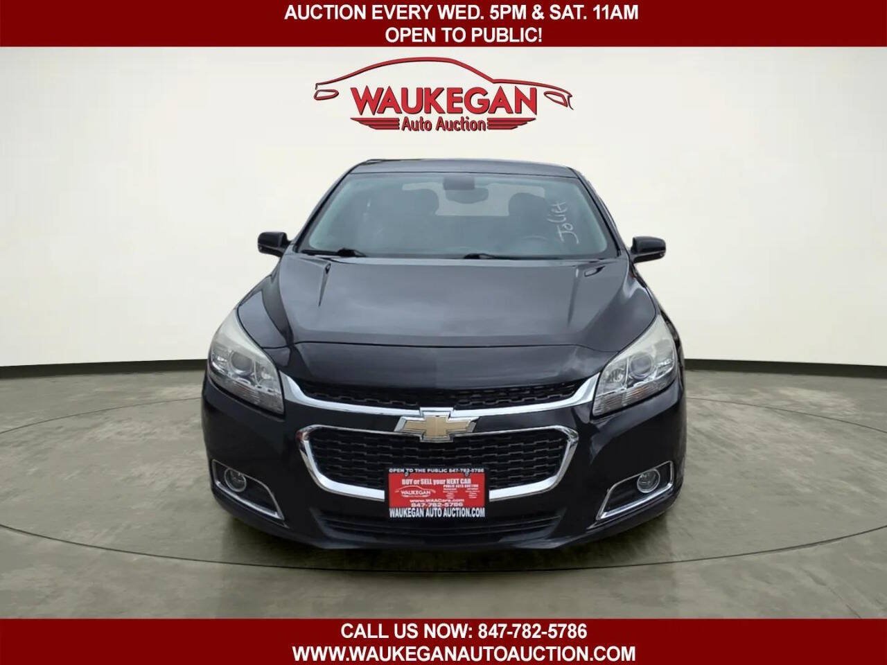 Used 2015 Chevrolet Malibu LT FWD image 2