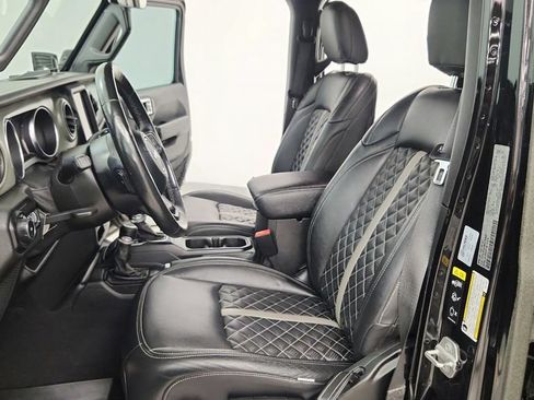 Used 2021 Jeep Wrangler Unlimited Sport AWD/4WD image 30