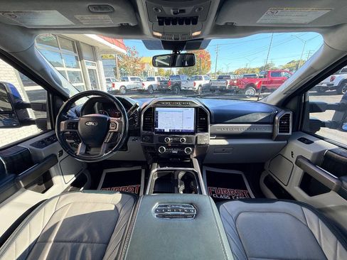 Used 2022 Ford F250 Limited image 34