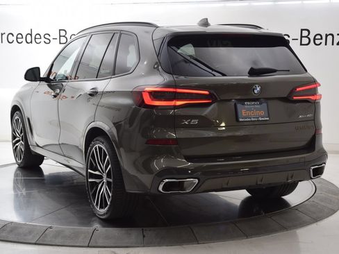 Used 2023 BMW X5 xDrive40i w/ M Sport Package AWD/4WD image 4