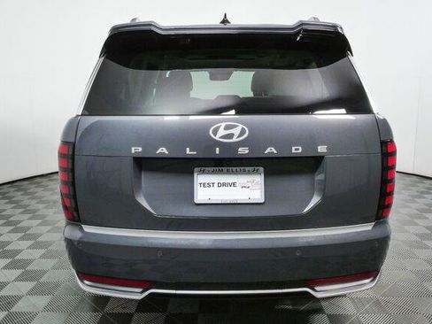 Certified 2026 Hyundai Palisade Calligraphy FWD image 25