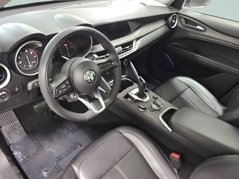 Used 2021 Alfa Romeo Stelvio Ti AWD/4WD image 23