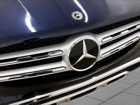 Used 2022 Mercedes-Benz GLC 300 image 29