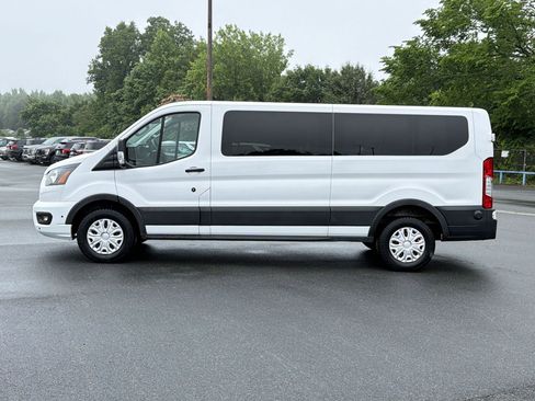 Used 2024 Ford Transit 350 XLT RWD image 2