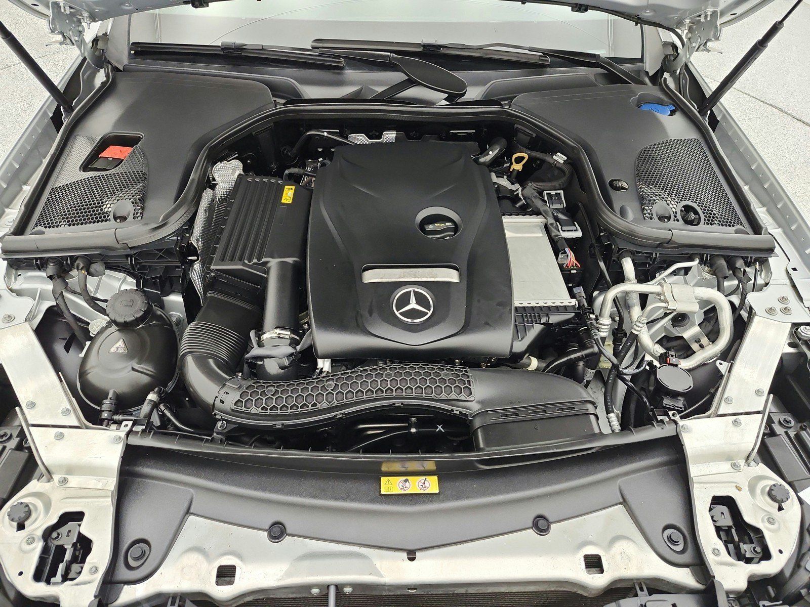 Used 2019 Mercedes-Benz E 300 image 18