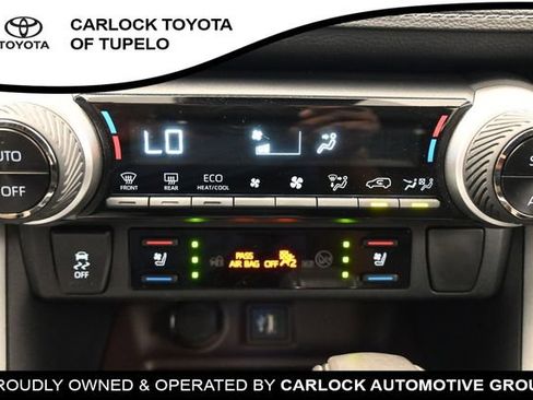 Used 2024 Toyota RAV4 Limited AWD/4WD image 31