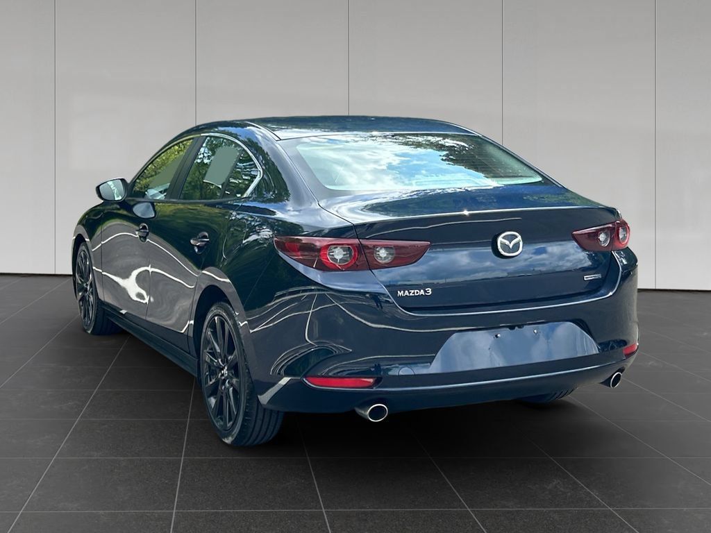 Used 2024 MAZDA MAZDA3 s FWD image 3